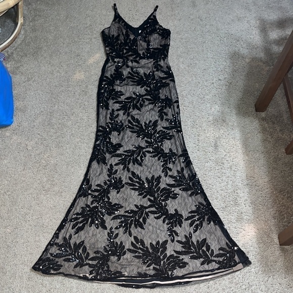 Dress The Population Sharon Lace Sequin Floral Mermaid Maxi Gown Black Small - Picture 6 of 14